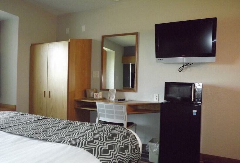 Microtel Inn And Suites   Ames
