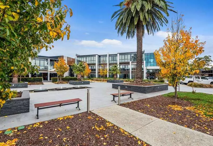 모텔 Quality Hotel Taylors Lakes