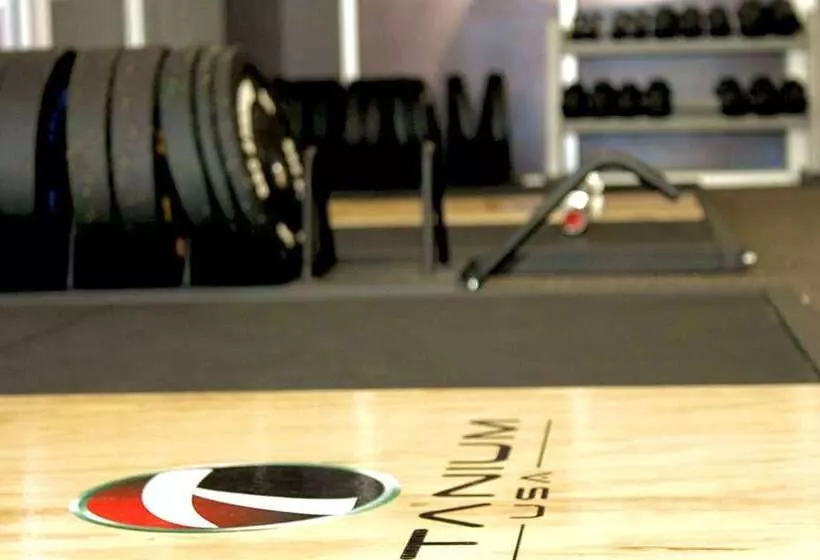 모텔 Quality Hotel Taylors Lakes