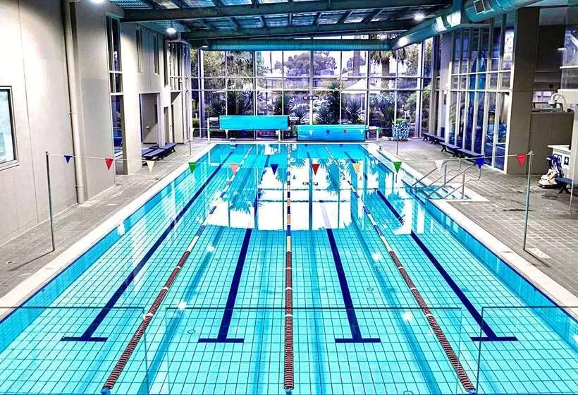 모텔 Quality Hotel Taylors Lakes