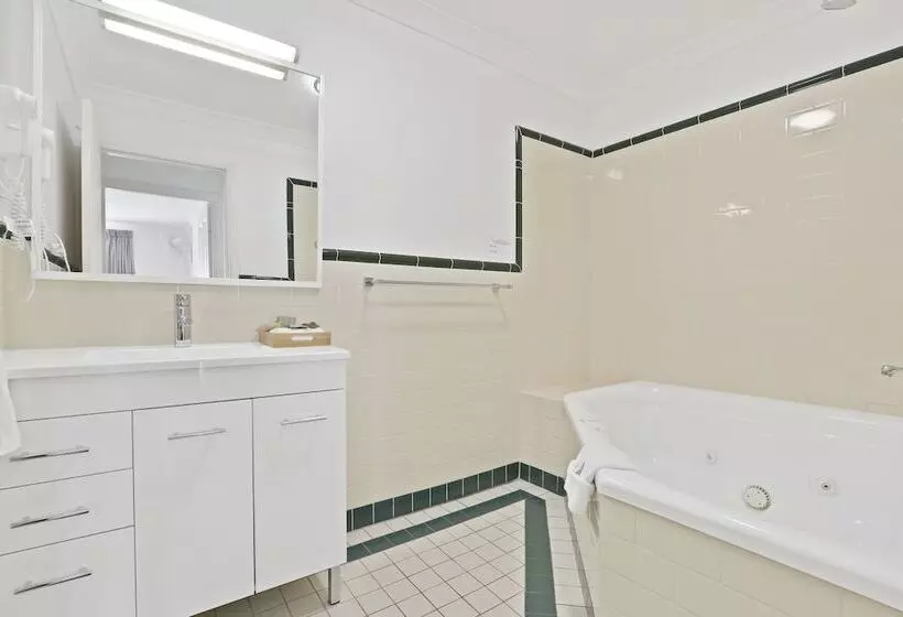 Terralong Terrace Apartments