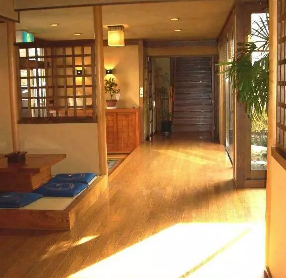 هتل Ryokan Tomitaya Bekkan