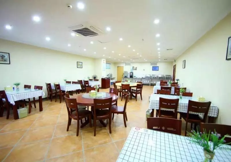 Hotelli Greentree Inn Jiangsu Wuxi Jiangyin Xinqiao Taoxin Road Express