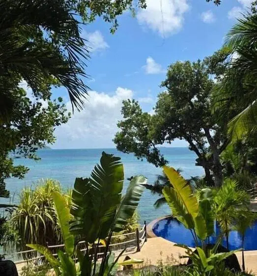 Cerf Island Resort