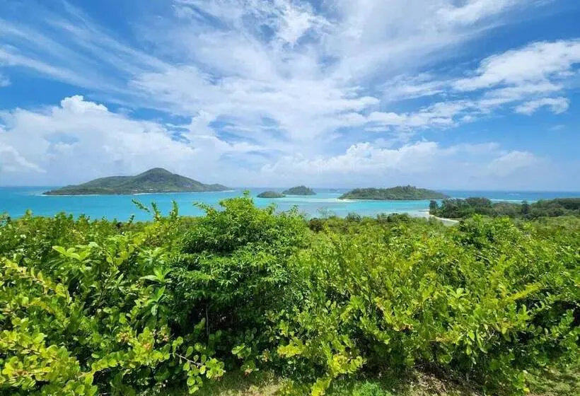 Cerf Island Resort