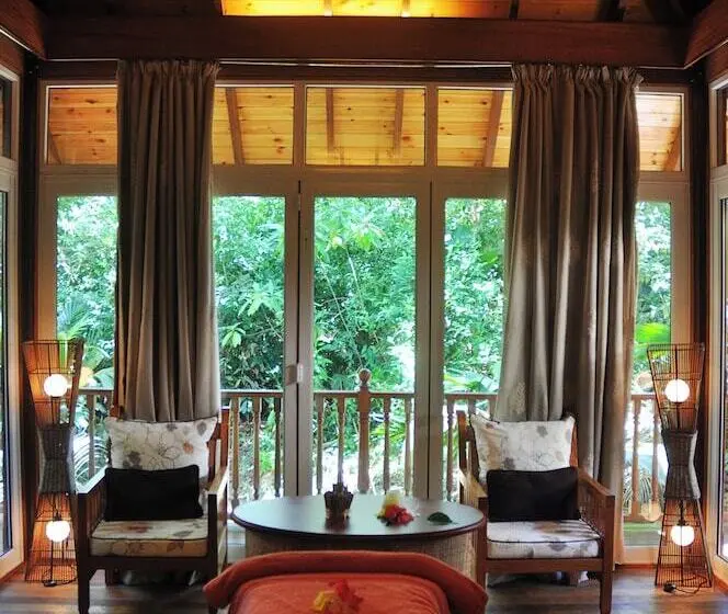 Cerf Island Resort