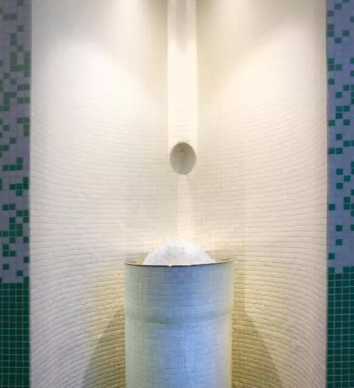 Cortona Resort & Spa