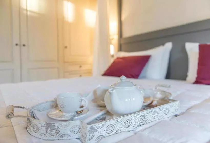 Cortona Resort & Spa