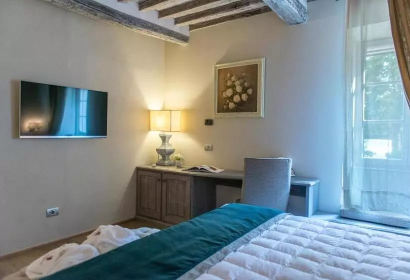 Cortona Resort & Spa