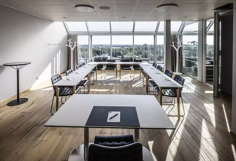 First Hotel Planetstaden