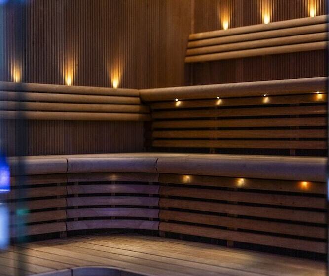 First Hotel Planetstaden