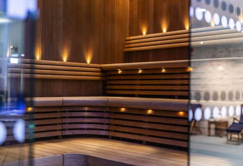 First Hotel Planetstaden