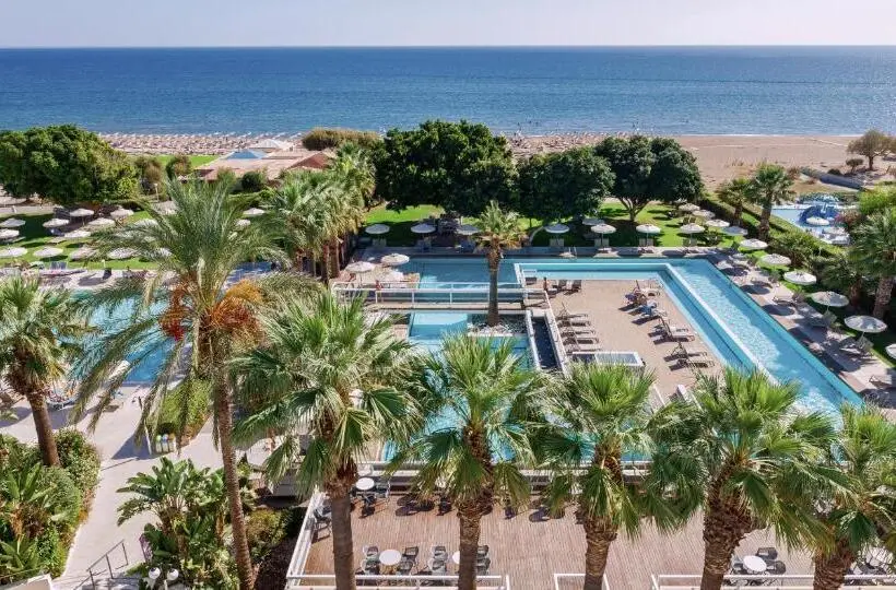 Hotelli Blue Sea Beach Resort