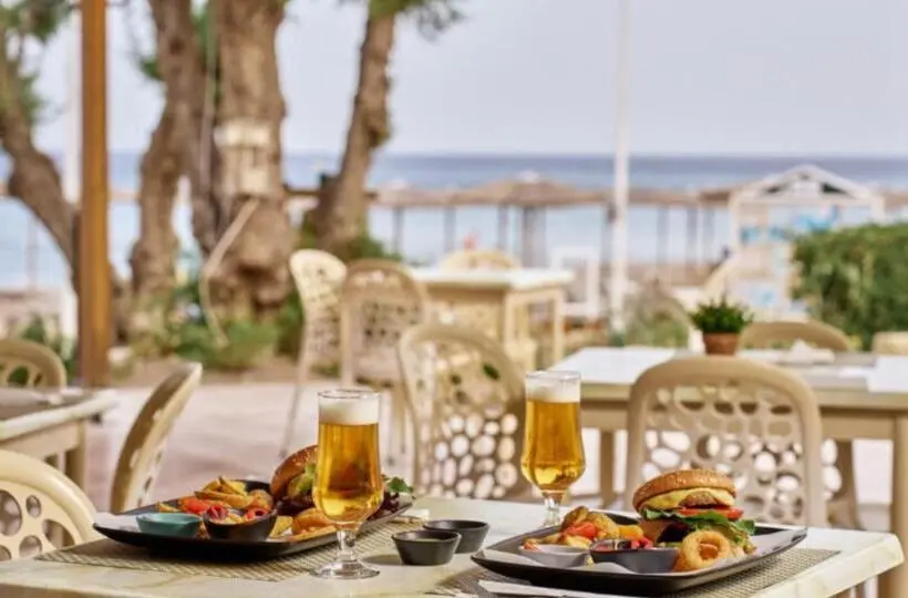 Hotelli Blue Sea Beach Resort