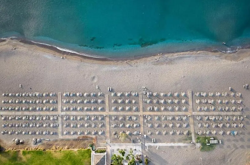 Hotelli Blue Sea Beach Resort