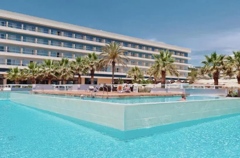 Hotelli Blue Sea Beach Resort