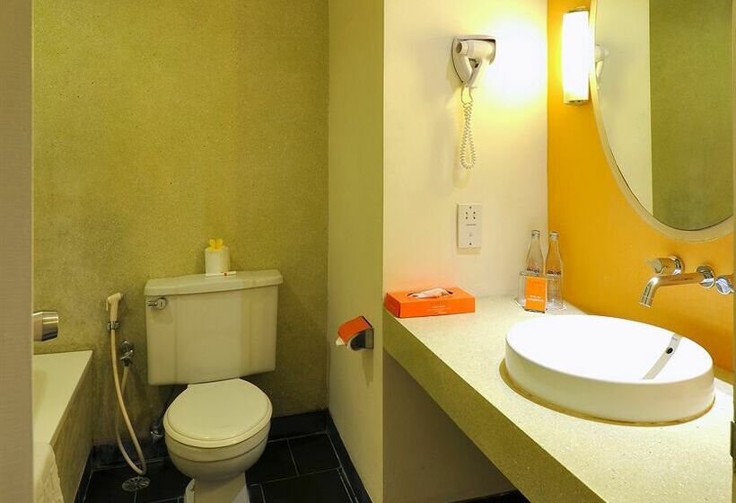 فندق Aloft Bali Kuta Beachwalk