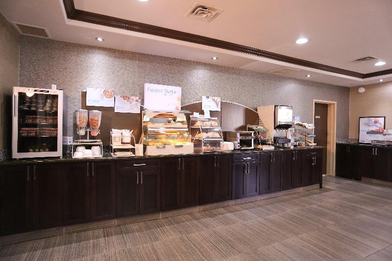 Holiday Inn Express Hotel & Suites Vernon, An Ihg