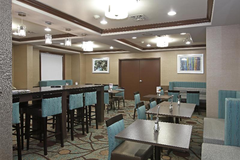 Holiday Inn Express Hotel & Suites Vernon, An Ihg