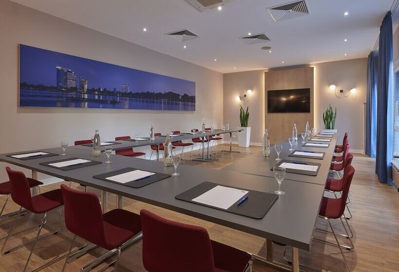 호텔 Holiday Inn Express Cologne Troisdorf, An Ihg
