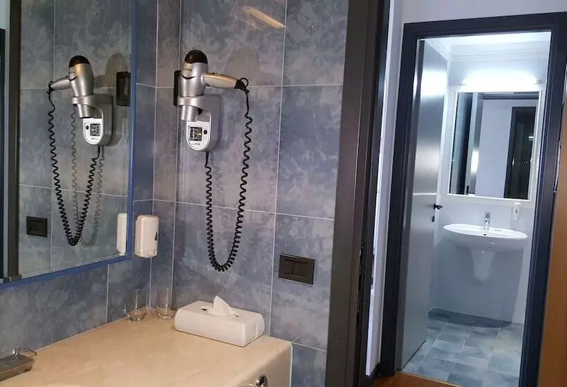 ホテル Mamiani & Relaxing Spa Urbino