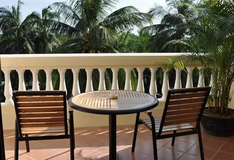 Hotel Palm Beach Resort & Spa