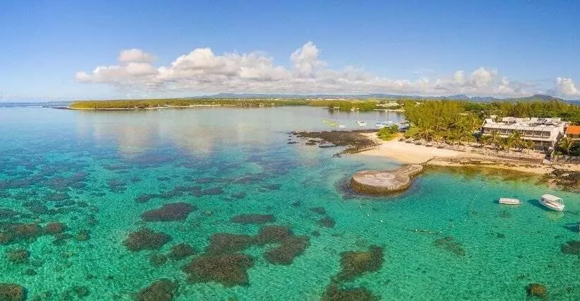 هتل Le Peninsula Bay Beach Resort & Spa