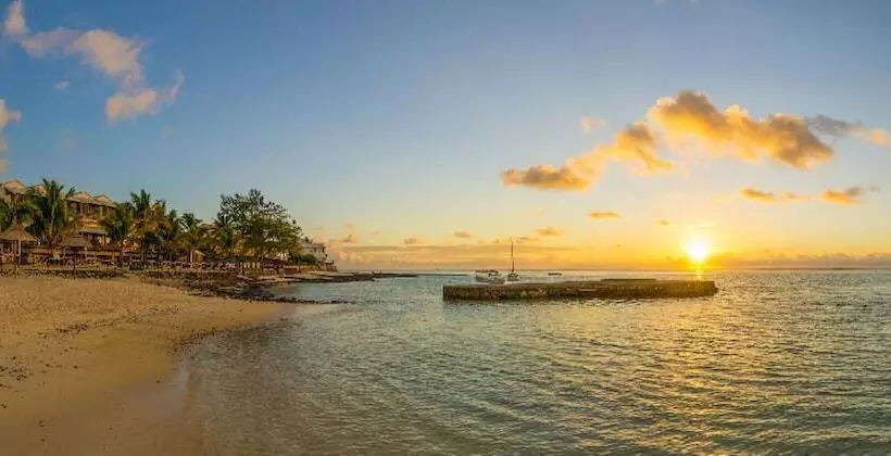 هتل Le Peninsula Bay Beach Resort & Spa