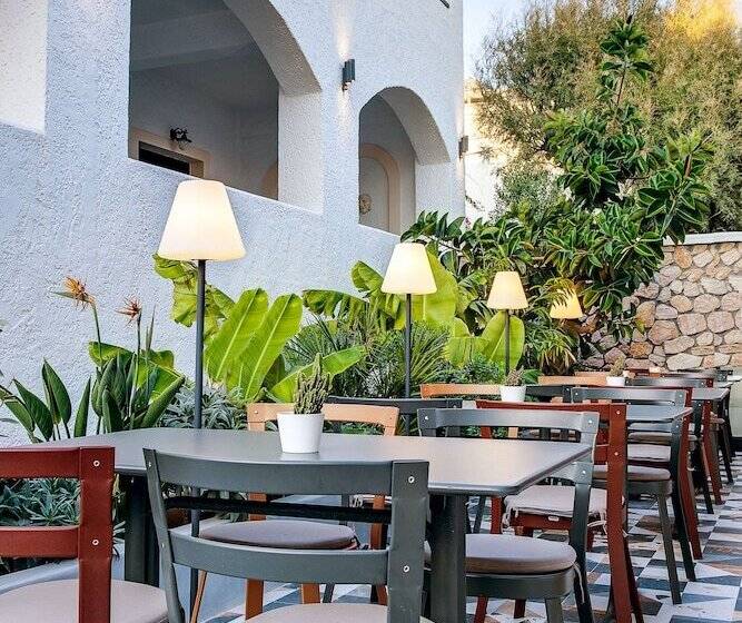 Отель Sellada Beach