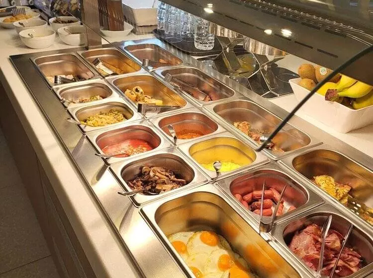 هتل Sellada Beach