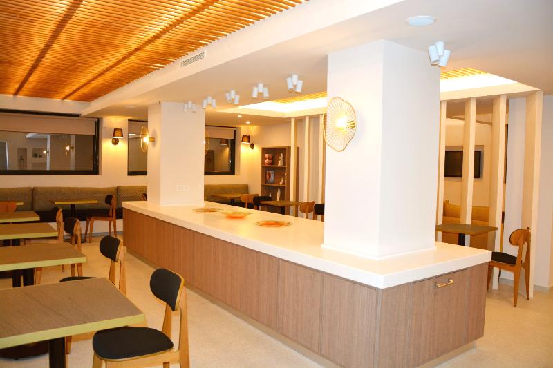 Отель Sellada Beach