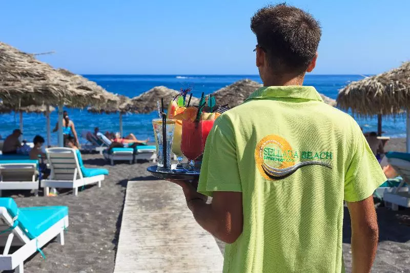 هتل Sellada Beach