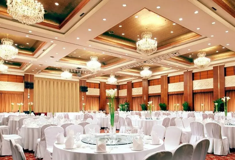 ホテル Sunrise Intl