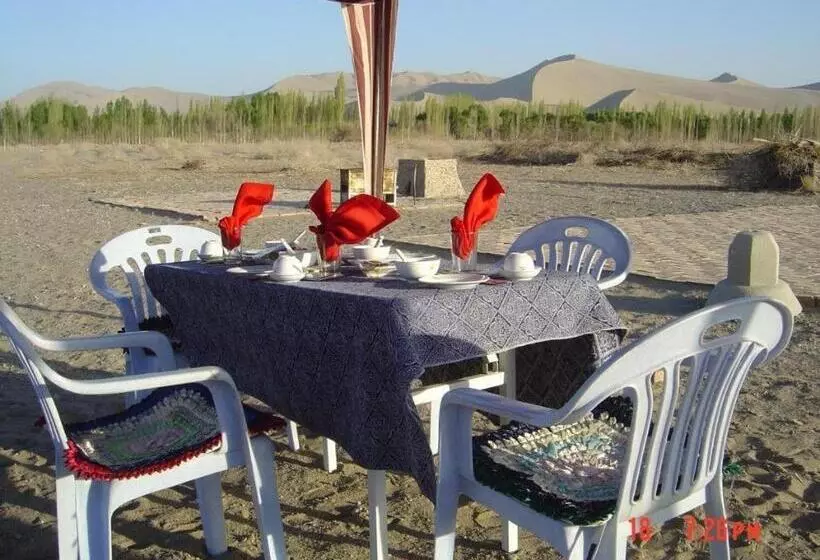 ホテル The Silk Road Dunhuang