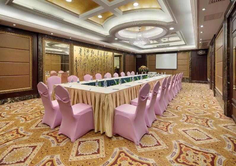 ホテル Zong Tong Da Jiu Dian Guang Zhou Tian He Gang Ding Di Tie Zhan Dian