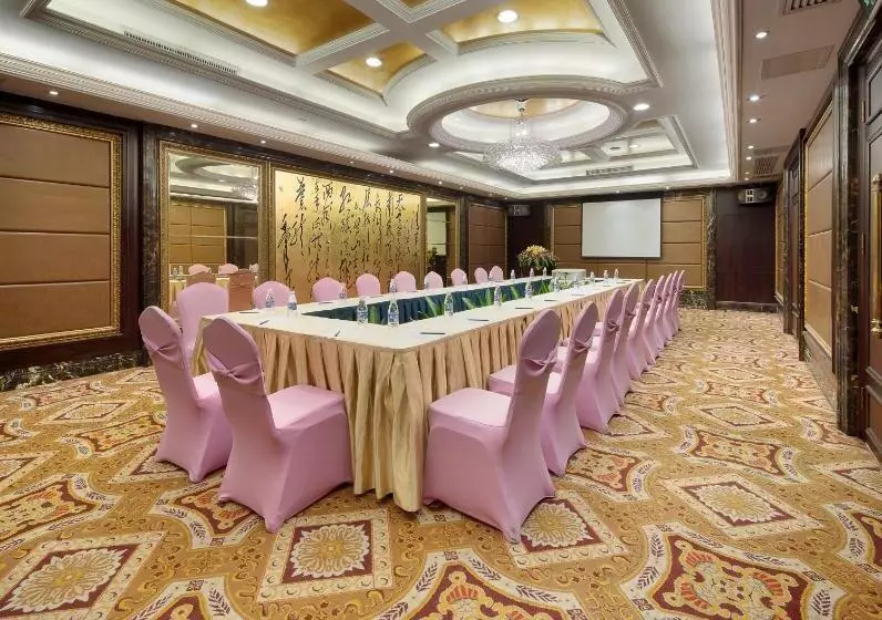 호텔 Zong Tong Da Jiu Dian Guang Zhou Tian He Gang Ding Di Tie Zhan Dian