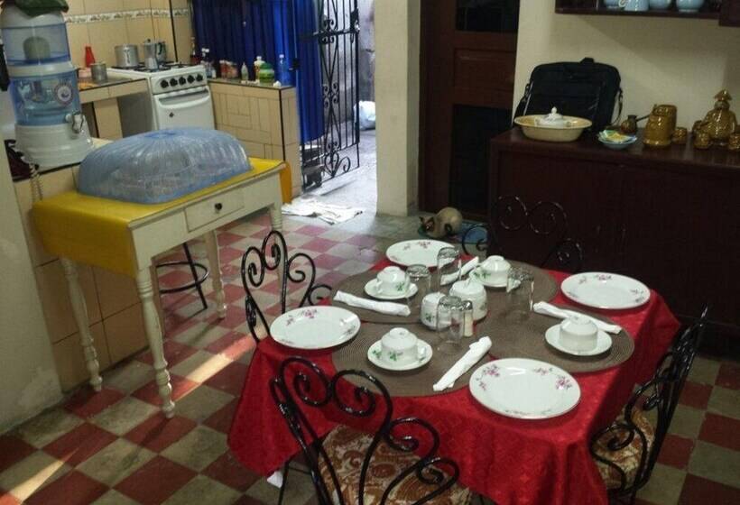 Fernandez Room Rentals