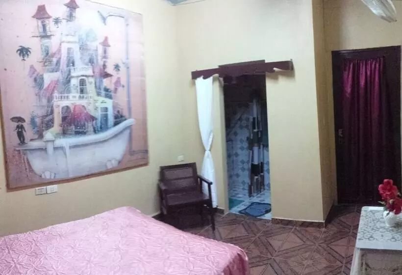 Fernandez Room Rentals