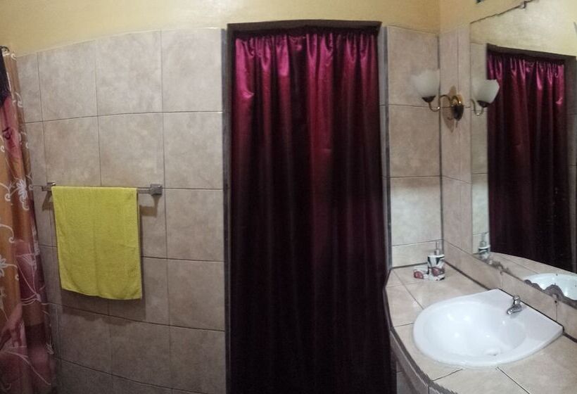 Fernandez Room Rentals