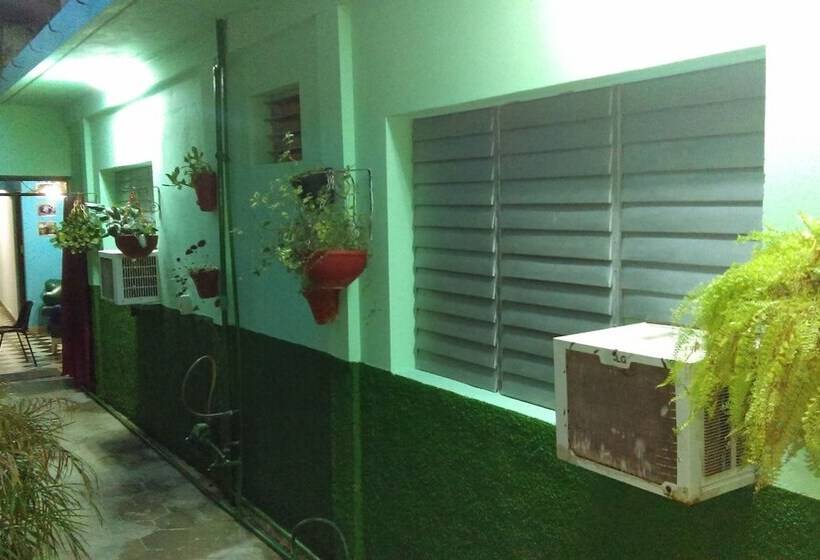 Fernandez Room Rentals