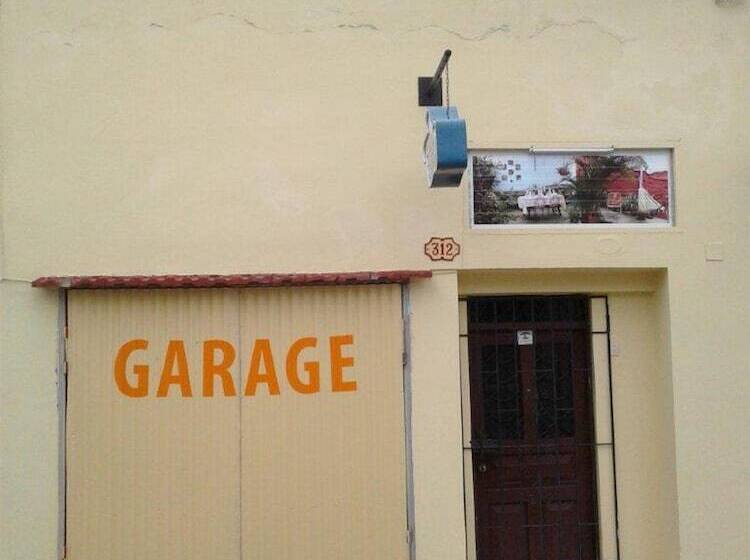 Fernandez Room Rentals