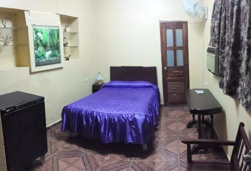 Fernandez Room Rentals