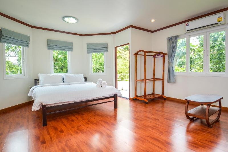 فندق Kamalar Palace Retirement Village