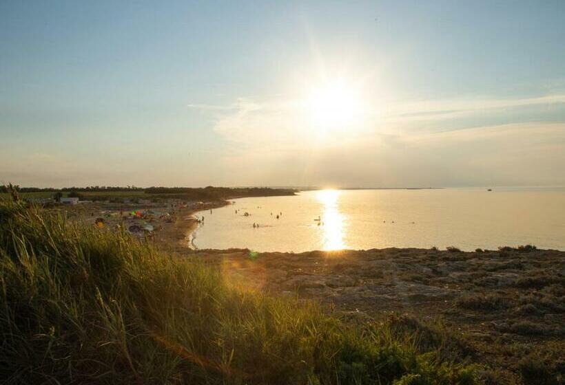 تختخواب و صبحانه Casa Orchidea  The Fab Stay