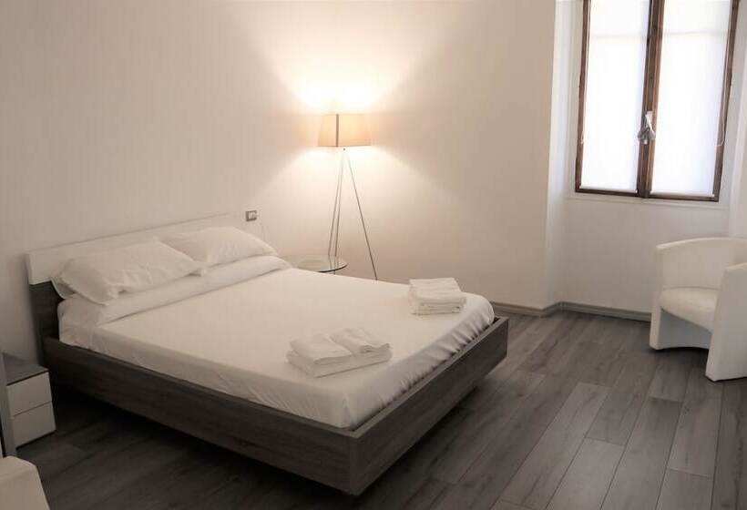 Bed and Breakfast Tomely's House