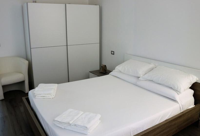 Bed and Breakfast Tomely's House