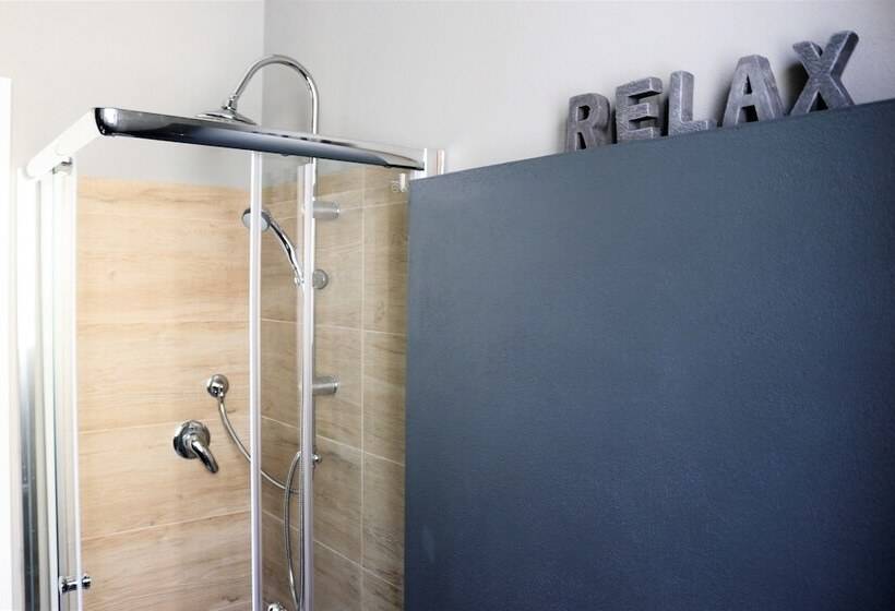 Bed and Breakfast Tomely's House