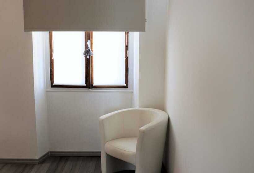 Bed and Breakfast Tomely's House