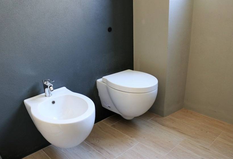 Bed and Breakfast Tomely's House