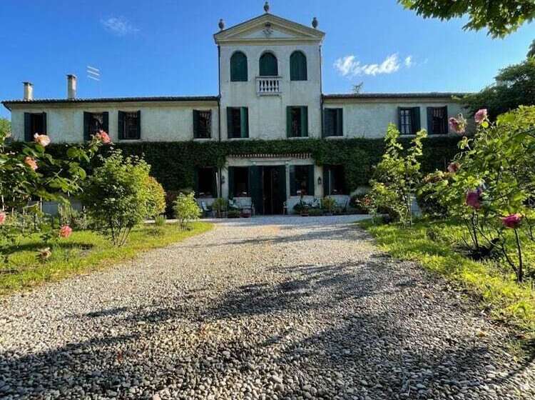 مبيت وإفطار Villa Gradenigo